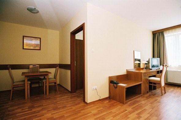 Panorama Wellness Apartman Hotel Hajdúszoboszló Δωμάτιο φωτογραφία